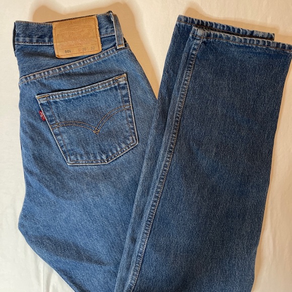 Vintage Levi's 501 For Women Button Fly Jeans Y2K Size W30 L32 Dark Wash Denim. - Picture 11 of 11